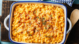 Captivating Creamy Mac And Cheese Casserole Wallpaper