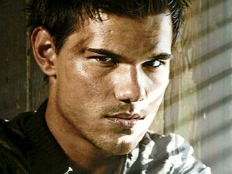 Wallpaper Taylor Lautner Beautiful