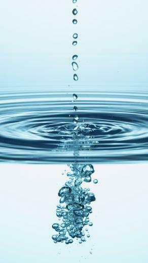 Dripping iPhone Plus Wallpaper HD