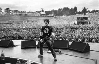 Dave Grohl Wallpaper