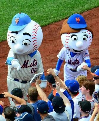 Mr Met Mrs Jpg