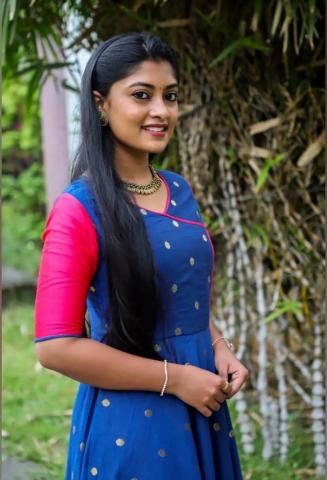Ammu Abhirami HD Photos Image Wallpaper South Celebrities
