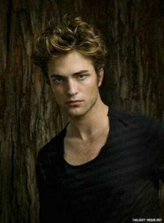 Robert Pattinson Wallpaper Large Size Dekstop Background