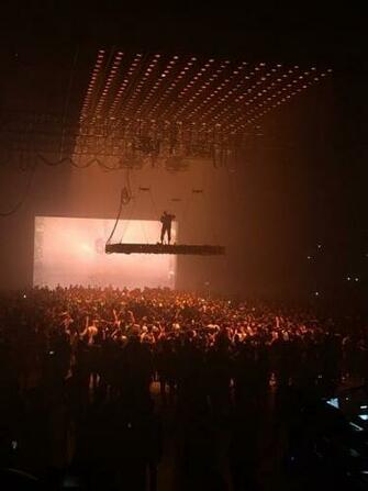 Saint Pablo Tour Search Yeezy Season Stage Design