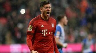 Football Giovane Elber Robert Lewandowski Should Stay