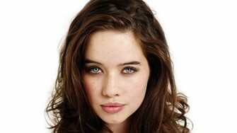 Anna Popplewell HD Wallpaper High Definition iPhone