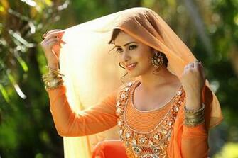 Beautiful Girl HD Wallpaper
