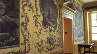 Close Up Of The Ruins Rome Wallpaper A Historic Doorway And Window