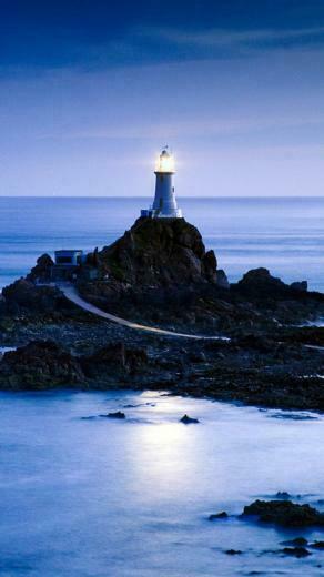 HD Lock Screen Lighthouse iPhone Wallpaper