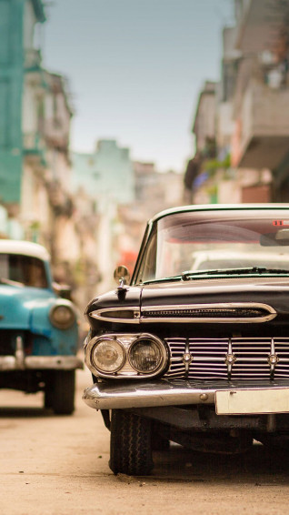 Vintage Car iPhone Wallpaper Top