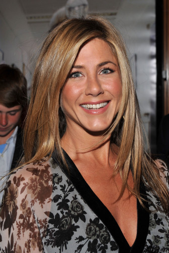 Celebrity Jennifer Aniston Wallpaper