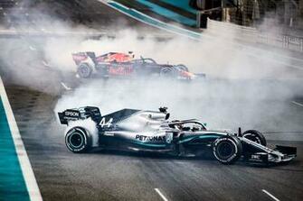 Mercedes W11 Wallpaper On
