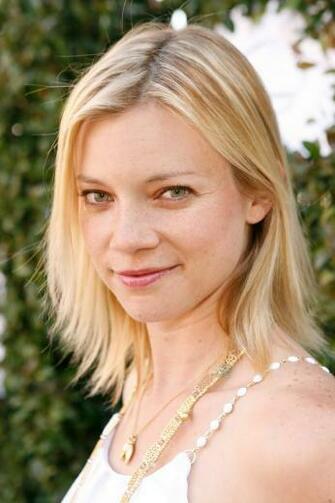 Gak Sido Riyoyo Amy Smart Wallpaper