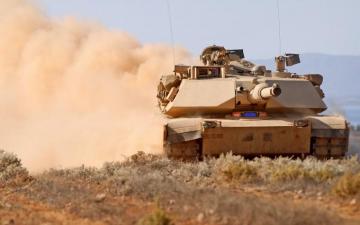 Foto Van Een M1 Abrams Tank Klaar Om Te Vuren Op De Vijand HD