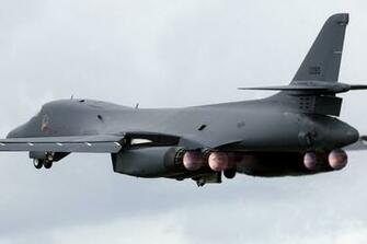 952096 Bomber Jpg