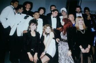 Peter Gabriel Image And Kate Struggling To Be Seen HD