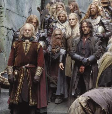 Bernard Hill As Theoden King John Rhys Davies Gimli Orlando