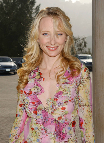 Anne Heche Photo Of Pics Wallpaper