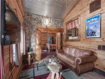 Lodge Dancing Bear Bedrooms Front Porch Midtown Sleeps