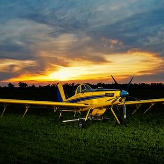 Tractor In The Field Desktop Pc And Mac Wallpaper Picture