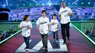 Shane Mcmahon With His Kids Awl1135