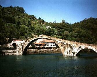 Devils Bridge Wallpaper Background Picture