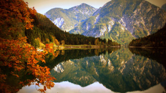Water Reflection 4k Ultra HD Wallpaper
