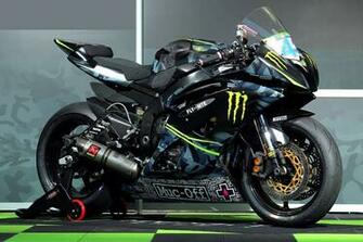 Yamaha R1