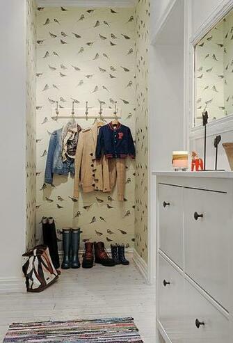 Entryway Wallpaper