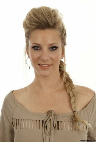 Heather Morris Wallpaper
