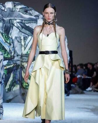 Rianne Van Rompaey Hot Pictures Will Get You All Sweating