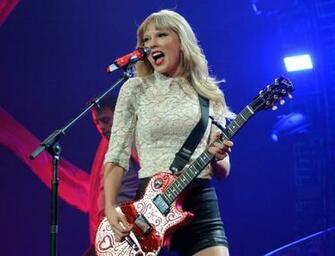 Taylor Swift Wallpaper Pack 1080p HD Kb