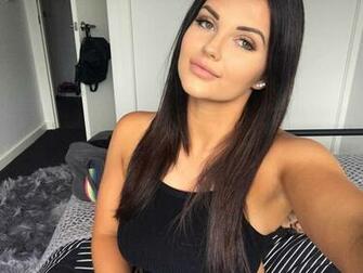 Renee Gracie Top Most Liked Pictures On Instagram Moneyscotch