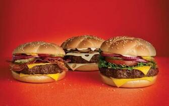 Hamburgers Met Kaas Tomaat Ui En Komkommer HD Eten Wallpaper