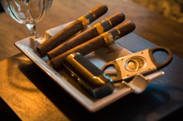 Cuban Cigar Pictures Image