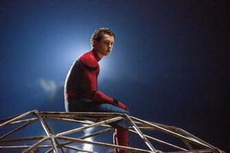 Tom Holland In Spiderman Homecoming Wallpaper