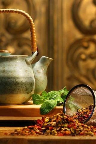 Teapot And Tea iPhone 4s Wallpaper