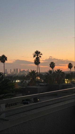 La Aesthetic Wallpaper