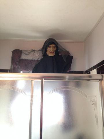 Bathroom Creeper Mirror Selfie Scenes Creepers