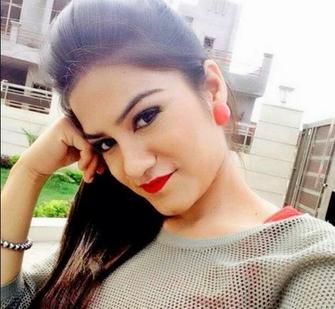 Kaur B Punjabi Singer Wallpaper Desigallan Net Movie