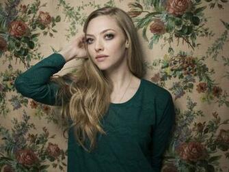Amanda Seyfried Wallpaper