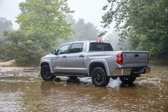 Toyota Tundra Computer Wallpaper Desktop Background