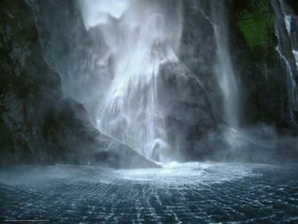 Wallpaper Beautiful Milford Sound Desktop In