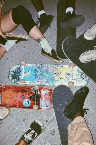 Skate Shoes On Skateboards Skater Aesthetic Idit9m3ykl0qy6bd Wallpaper