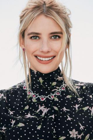 Emma Roberts Wallpaper Hook