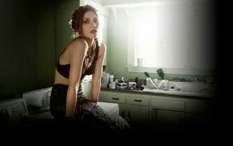 Mn Skylar Grey Wallpaper Of