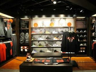 Foot Locker Ispira