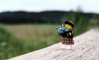 Desktop Wallpaper Lego Bagpiper Toys