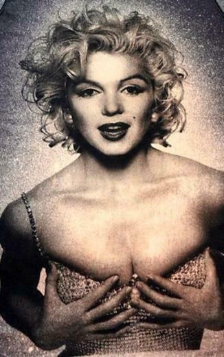 Marilyn Monroe Thug Zwallpix