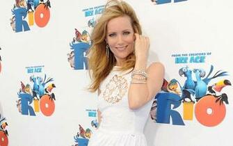 Leslie Mann Wallpaper High Resolution And Quality